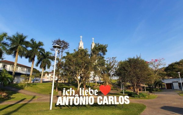 Igreja Matriz de Antônio Carlos (1)