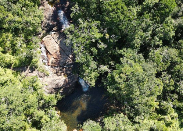 Trilha Cachoeira da Buraca