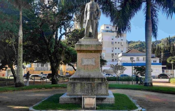 Praça dos Bombeiros (2)