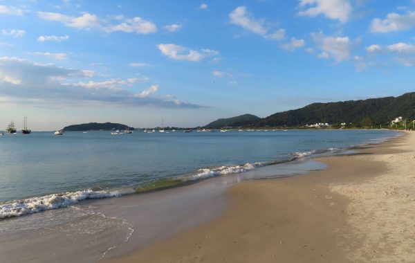 Praia da Cachoeira do Bom Jesus