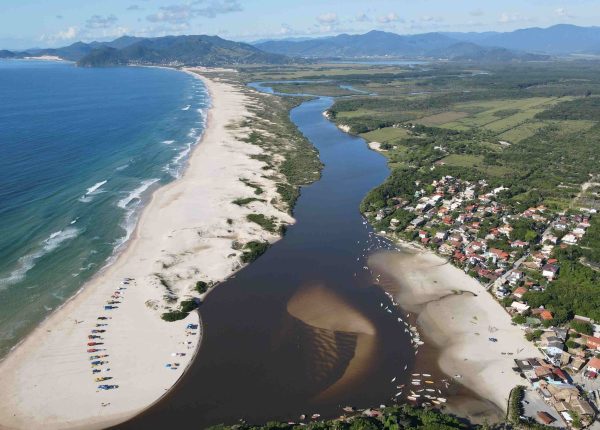 Praia da Guarda do Embaú e Rio da Madre (6)