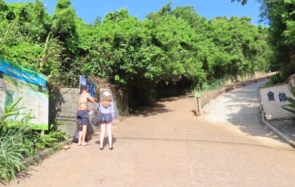 Trilha da Praia do Gravata (1)